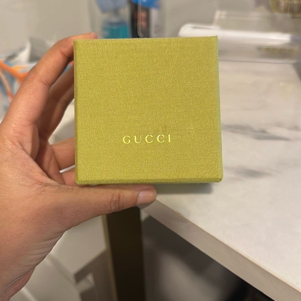 Gucci small box & pouch
